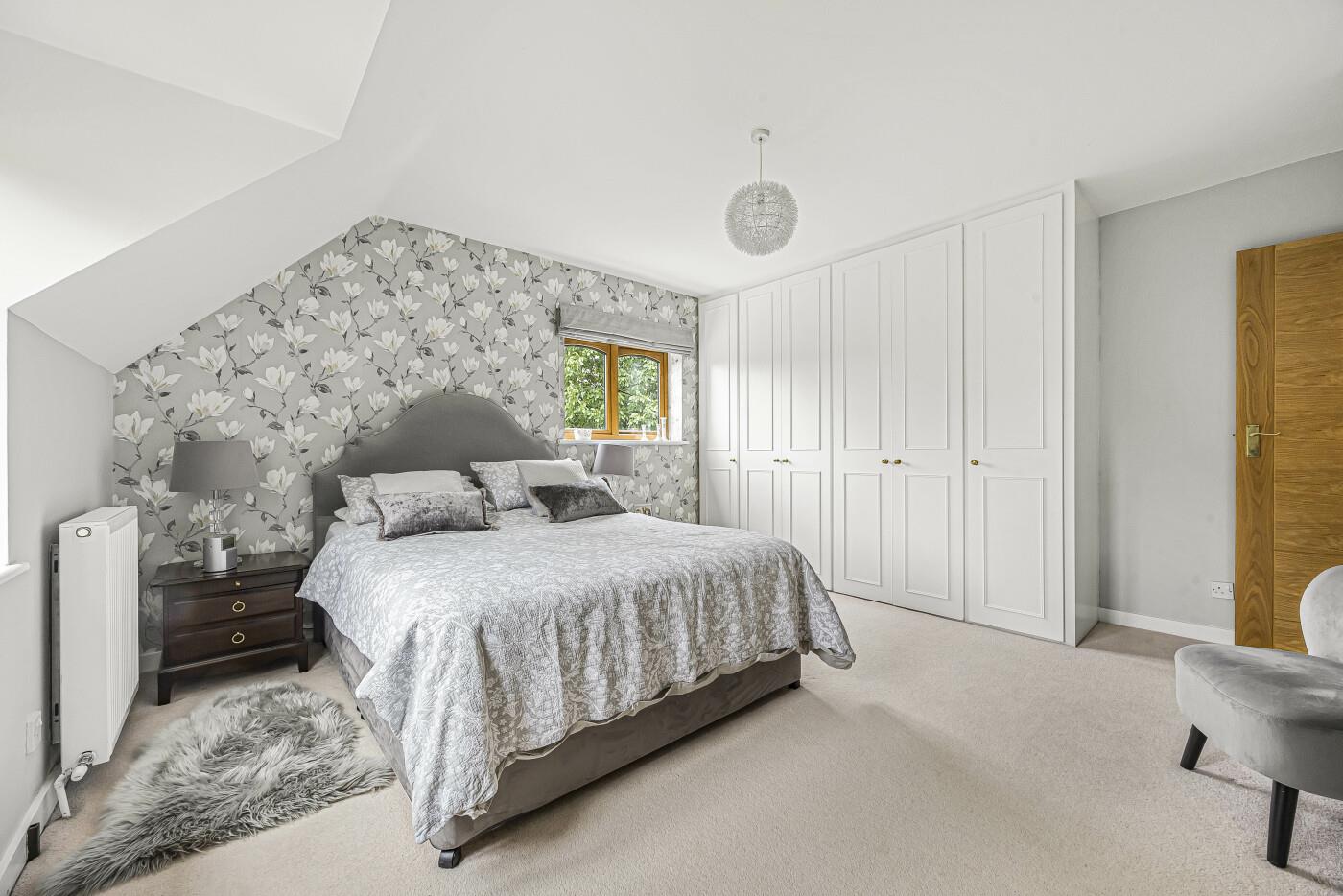 Skirmett, Henley-On-Thames
